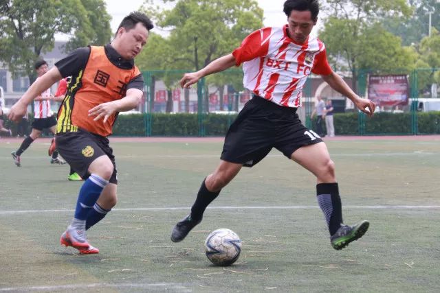 周琦21+17胡金秋伤退 广东再胜广厦总比分2-0